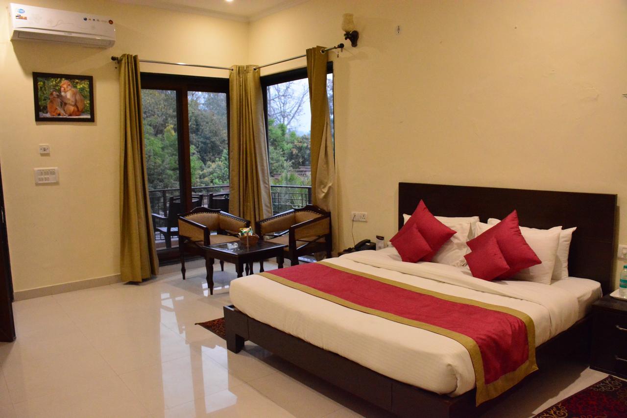 Clarissa Resort Ramnagar  Exterior photo
